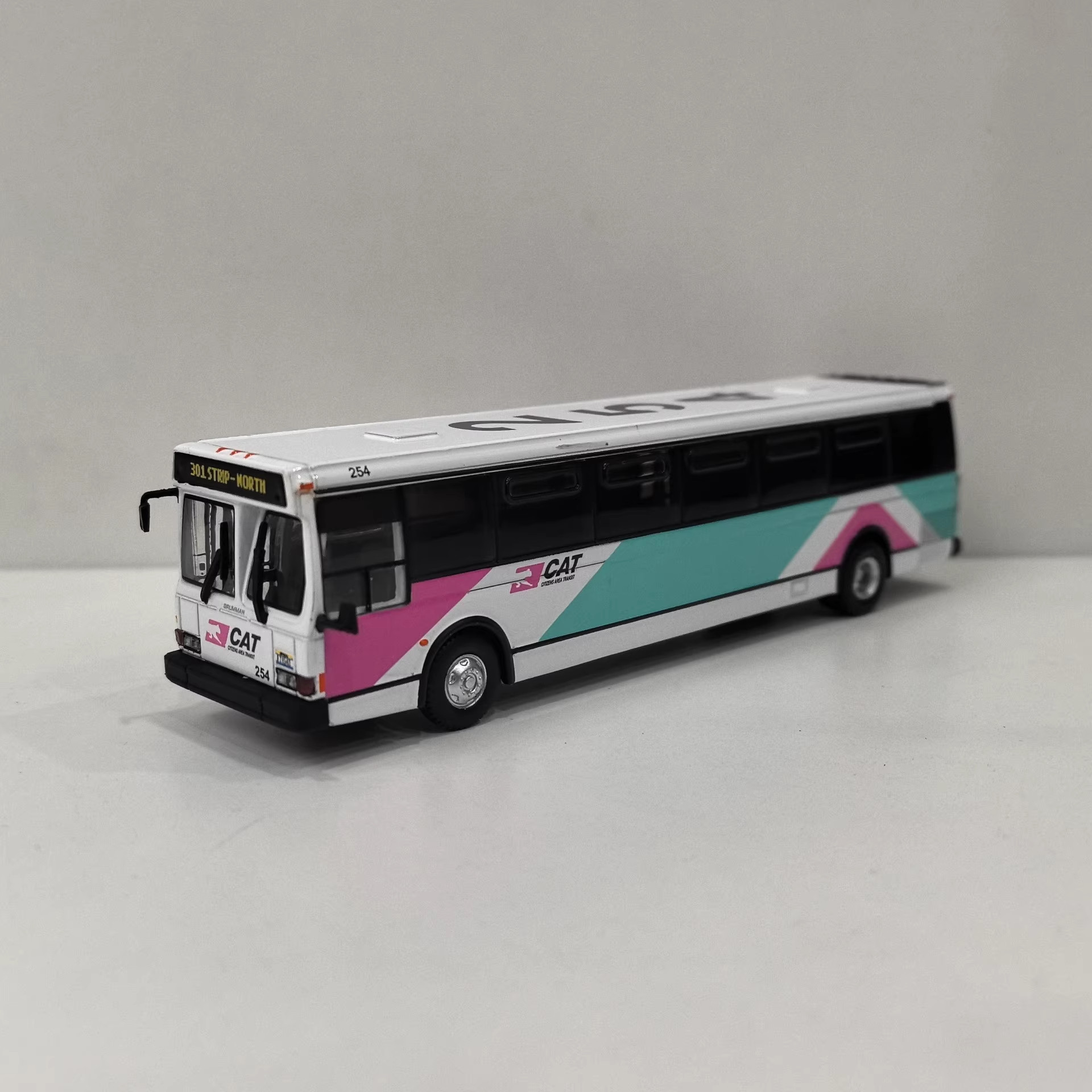 Cat Toys - Diecast IR 1/87 Scale HO GRUMMAN